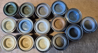 KIT DI DIVERSI COLORI MOLAK ENAMEL 18ml Humbrol Revell Gloss Satin Matt Metallic EUR 41,16 - FR KIT DI DIVERSI COLORI MOLAK ENAMEL 18ml Humbrol Revell Gloss Satin Matt Metallic EUR 41,16 - FR