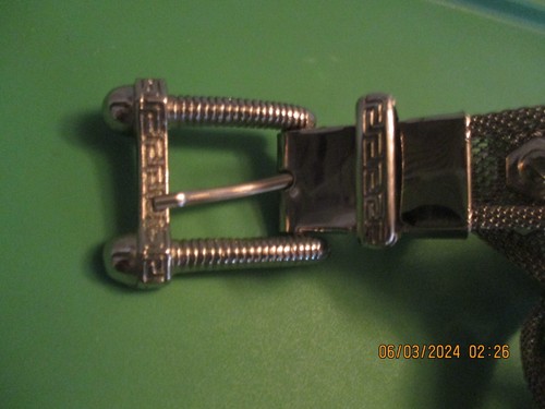 Vintage PUNK Metal Mesh Silvertone Heavy Size 32 Belt - Picture 2 of 3