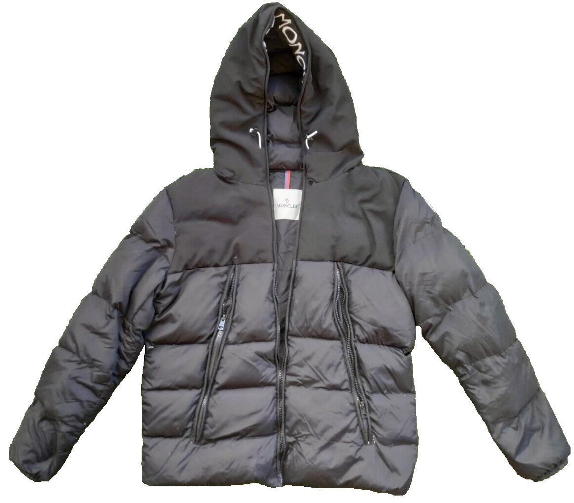 Moncler Montcla Goose Down Black Puffer Jacket Men's Size 3 Moncler Montcla Goose Down Black Puffer Jacket Men's Size 3