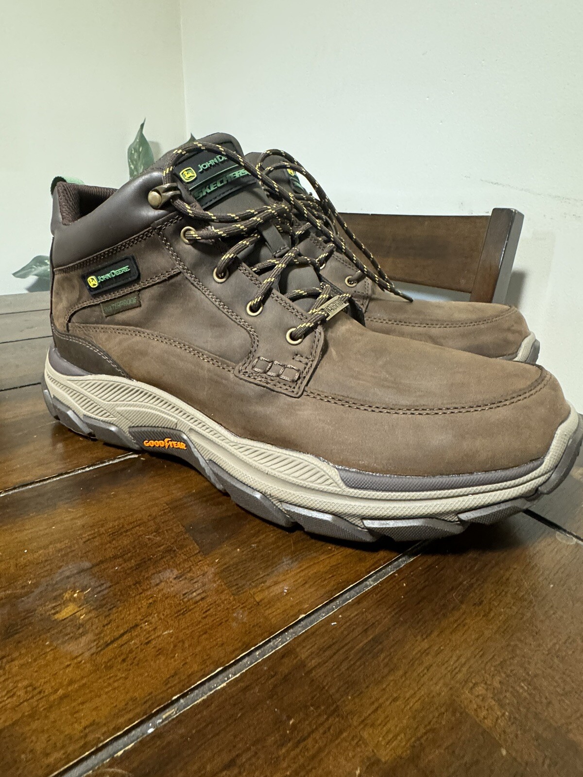 John Deere Built by Skechers Respected-Landin 256003 Men's Boot Size 13 No Box