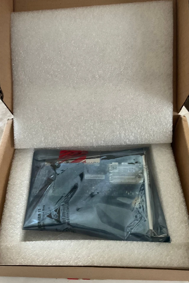 Emulex VFA5 ML2 Dual Port 10GbE SFP+ Adapter LENOVO 94Y5195 - Image 2 of 4