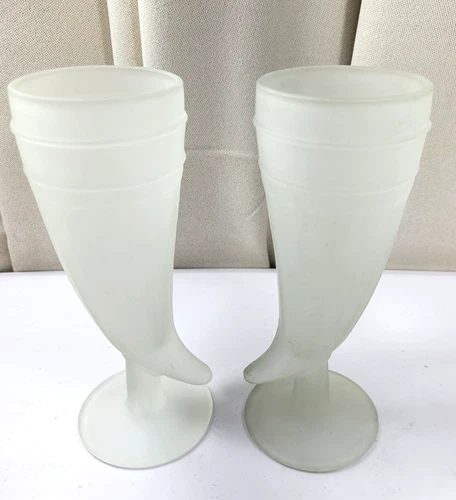 VTG  2-Indiana Glass Tiara Frosted Powder Horn Pilsner Beer Glasses