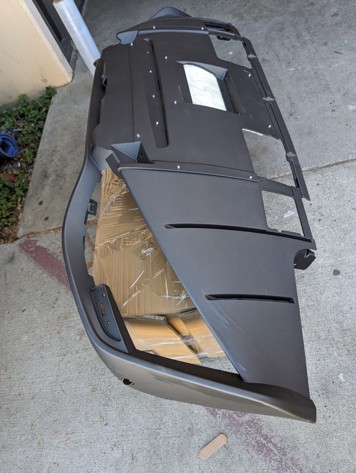 NEW! 2019-24 Rear Bumper Lower Diffuser Spoiler Trim Aston Martin Vantage