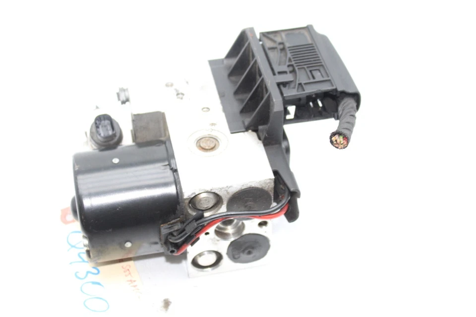 01-06 MERCEDES-BENZ S55 AMG ABS PUMP Q4300 - Image 3 of 4