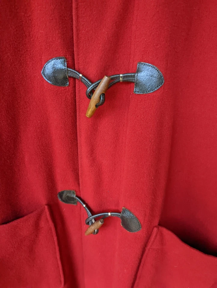 Smythe & Co. Coat Duffle Classic Felted Wool Hooded Toggle Closure Red Mediium - Image 3 of 4