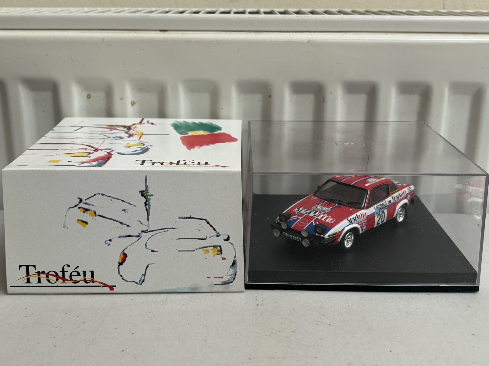 Picture 1 of 6