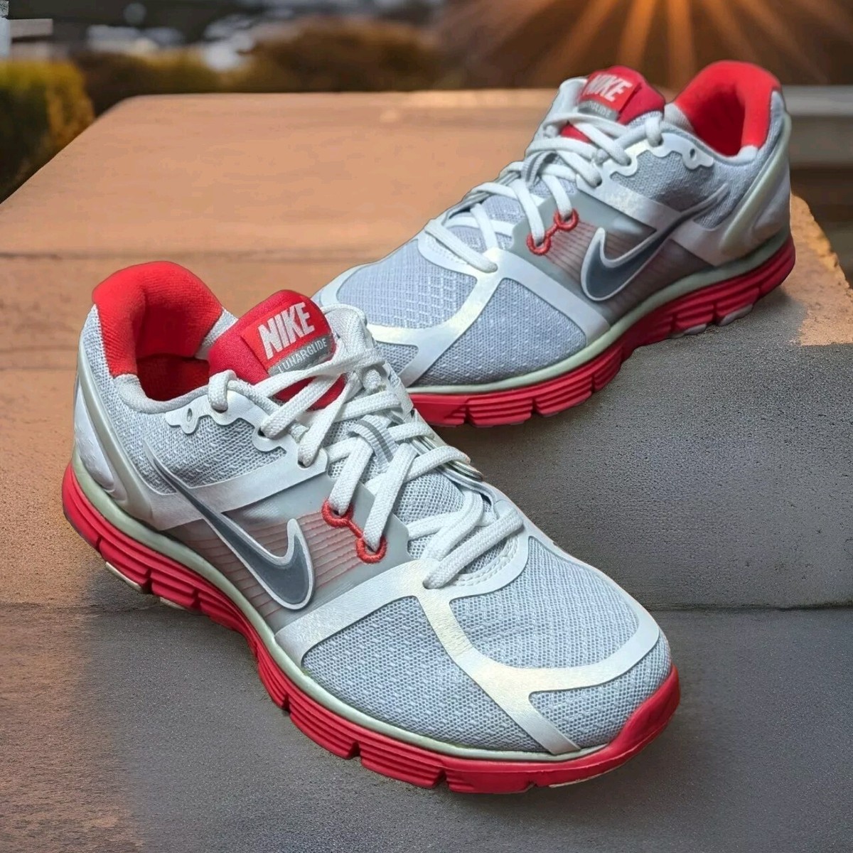 Women’s Nike Lunarglide Running Shoes White Gray Red NIB Rare Size Nike+