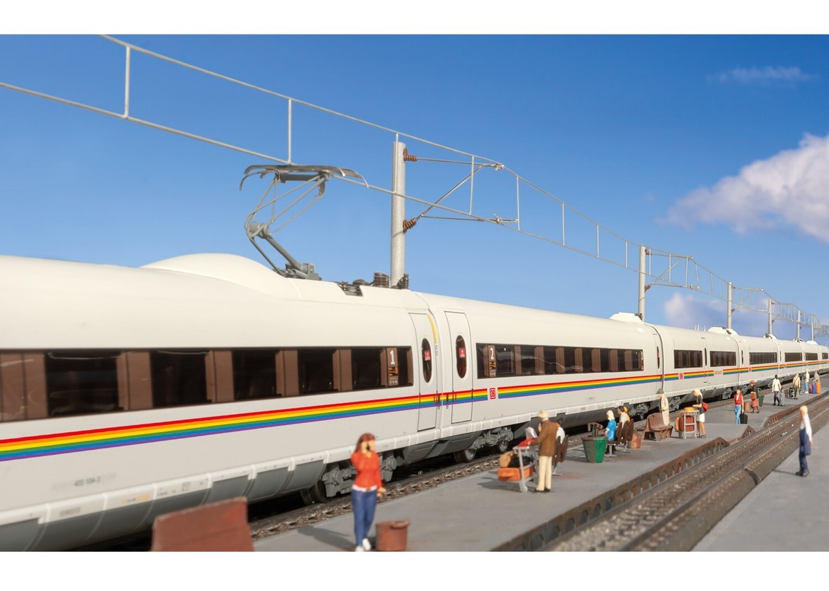 カルリナーNO1 Märklin 37784 +43739 ICE 3 Railbow Set 8-Piece Sound