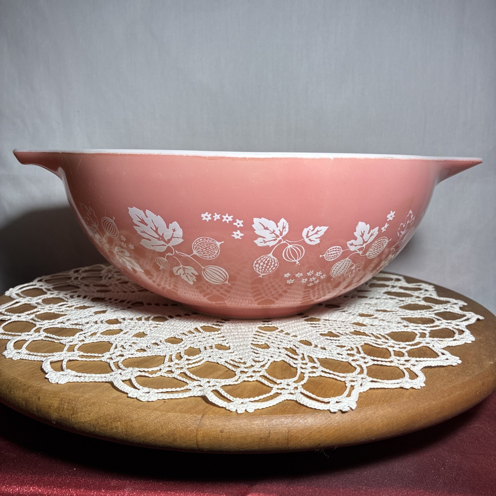 MCM PYREX Pink Gooseberry Cinderella 4 Quart Glass Mixing Bowl #444