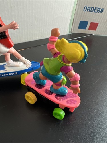Smack-ups Skateboard Toy 1986 - Carrie Car Door Plus Roxanne Roller - Picture 3 of 7