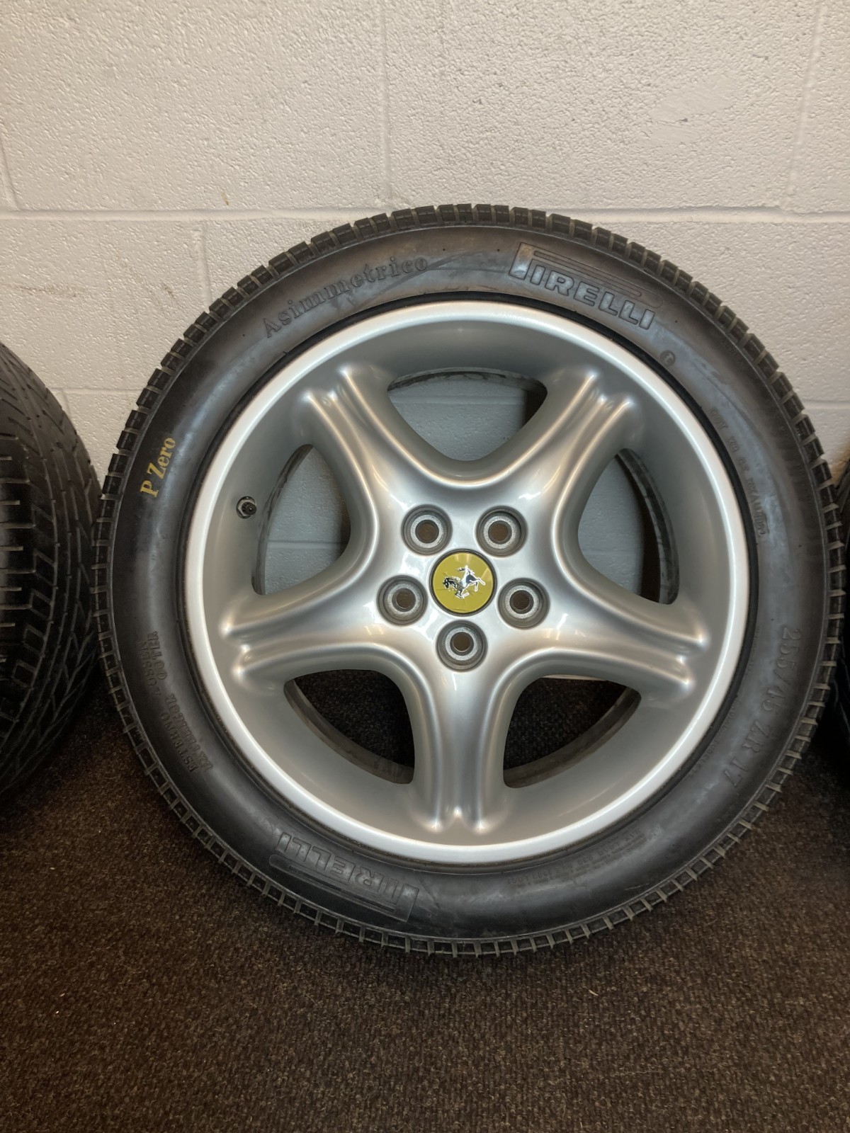 OEM Genuine Ferrari 456 Wheels 5x108 17x8.5+50 17x10+25  Pirelli Pzero 255/45/17