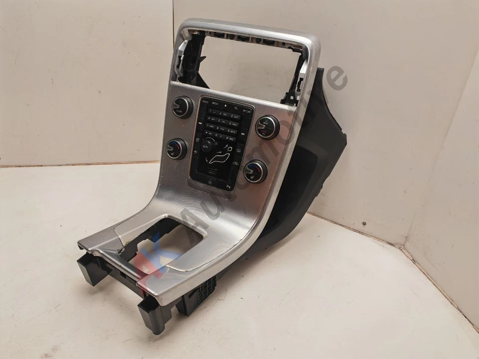 Volvo V60 S60 10-18 Heater AC Radio Multimedia Control Switch Panel and Trim - Image 3 of 4