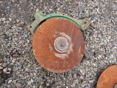 JOHN DEERE VAN BRUNT GRAIN DRILL DOUBLE DISC OPENER SEED BOOT H485M JD