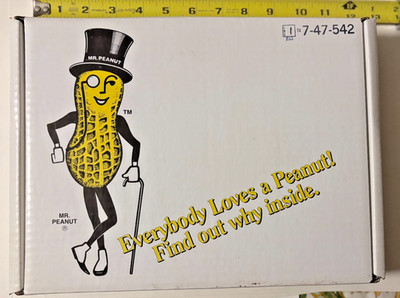 CIRCA 1991 PLANTERS MR. PEANUT  EVERYBODY LOVES A NUT PROMOTION BOX WITH BENDY