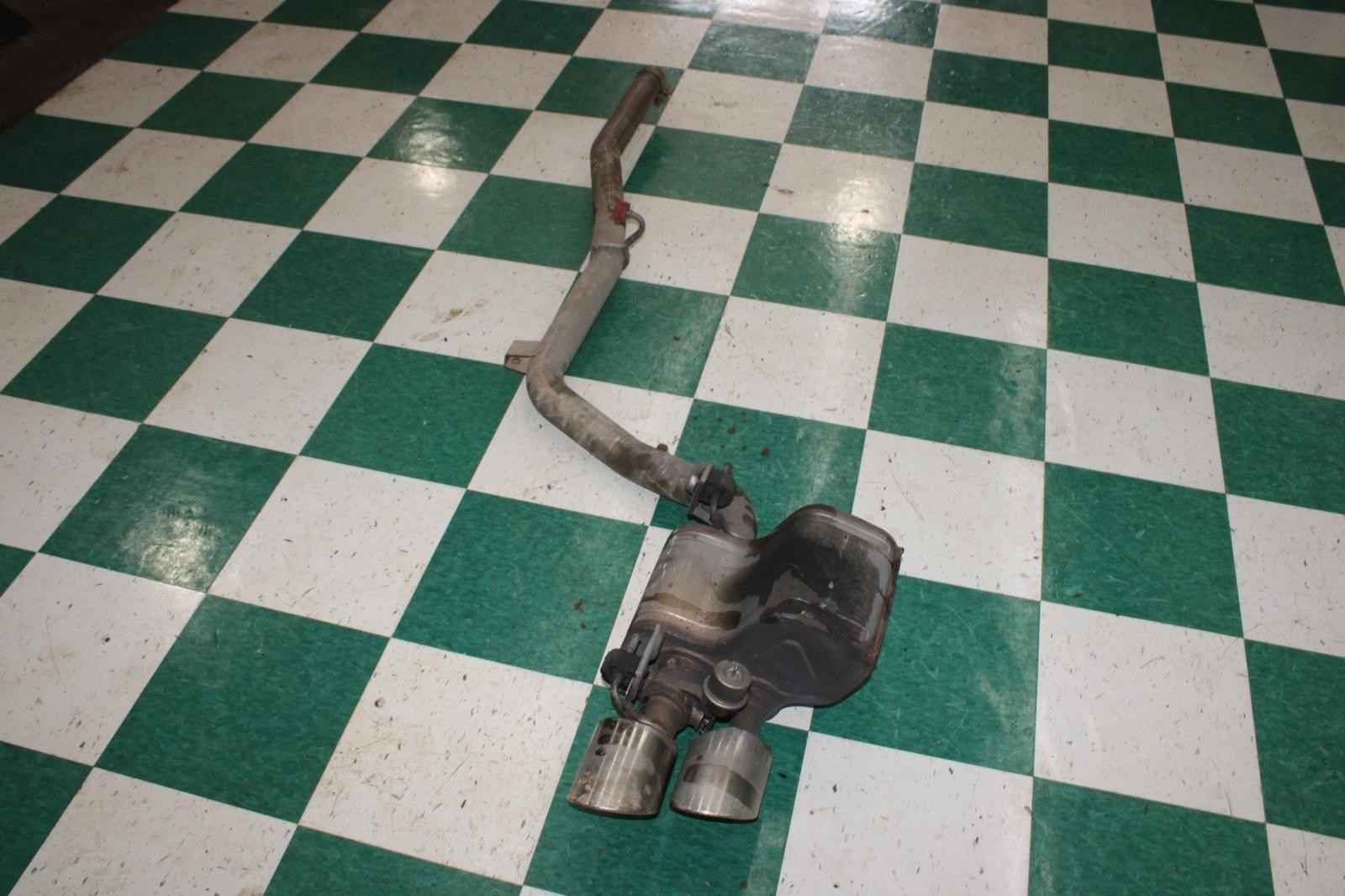 14-21 Ghibli Rear RH Passenger Right Exhaust Pipe Muffler Dual Tips Factory OEM
