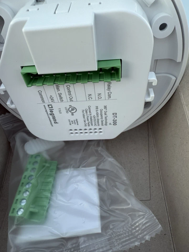 Sensor de ocupación de techo WattStopper DT-300 360 grados de cobertura Foto 4 de 4