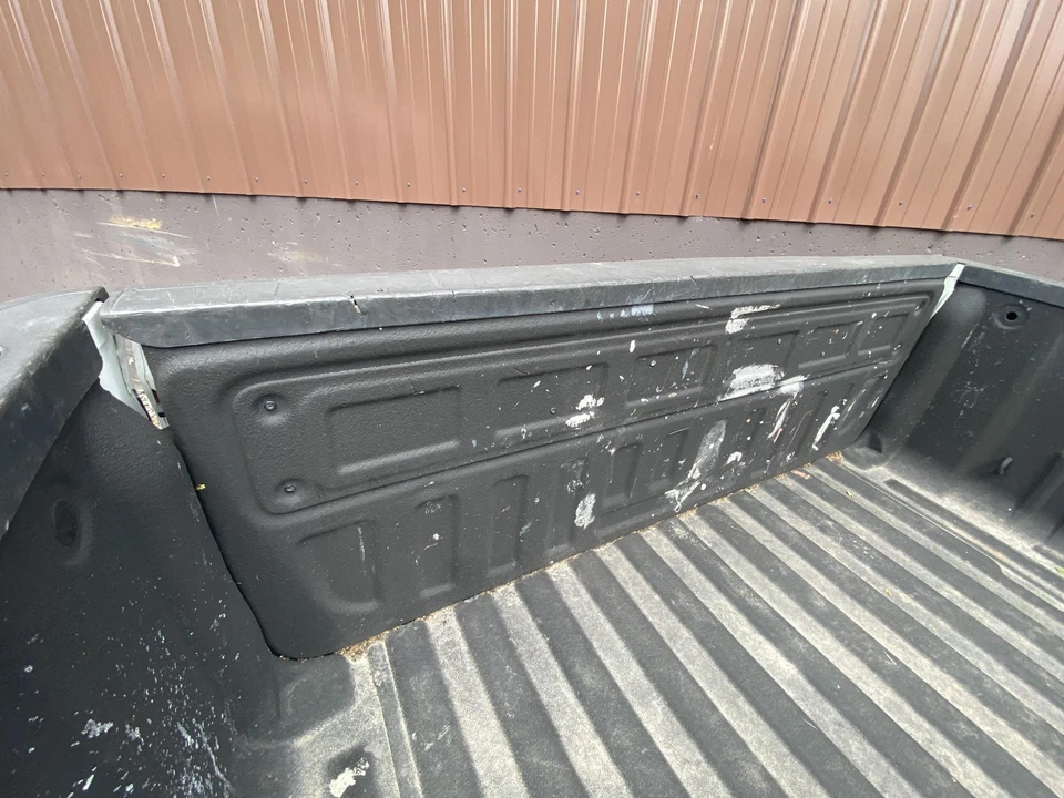 Used Tailgate fits: 2017 Chevrolet Silverado 1500 pickup from 11/09/15 w/o open - Изображение 4 из 4