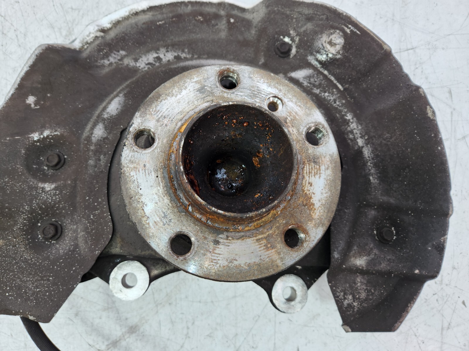 ✅10-14 OEM Rolls-Royce Ghost RR4 Front Right Passenger Spindle Knuckle Wheel Hub
