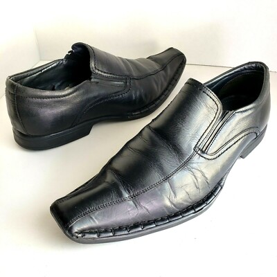 black guess loafers