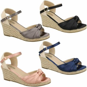 walking wedge sandals