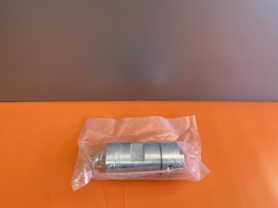 Tescom Regulator Max. Inlet Press. 3500PSI Max. Diff. 500 PSI 449-208-61K22A 