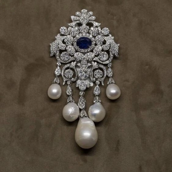 Sapphire brooch pin jewelry sale
