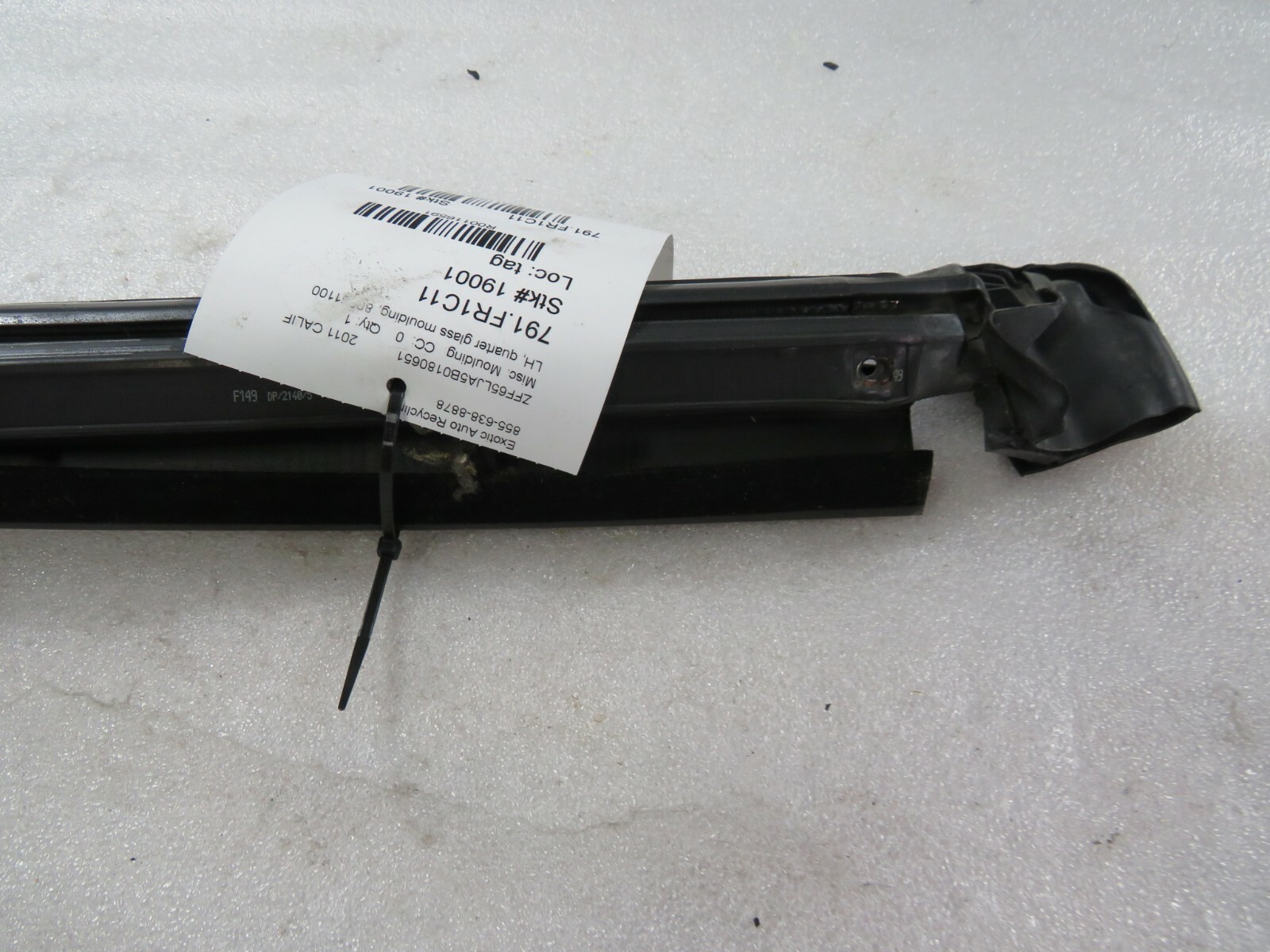 Ferrari California, LH, Left Rear Quarter Glass Moulding, Used, P/N 80861100