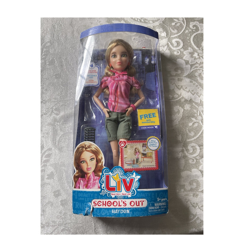 Spin Master Liv School's Out Hayden Fashion Doll 11in Blonde Brown Eyes 20032978