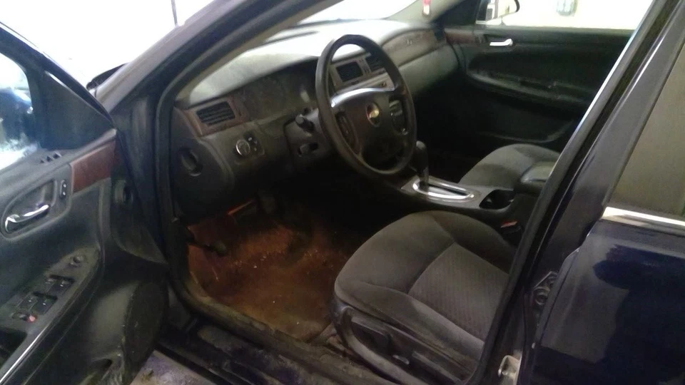 Chevrolet Impala 2008 Dash Panel VIN W 4th Digit 6982 Foto 2 de 4