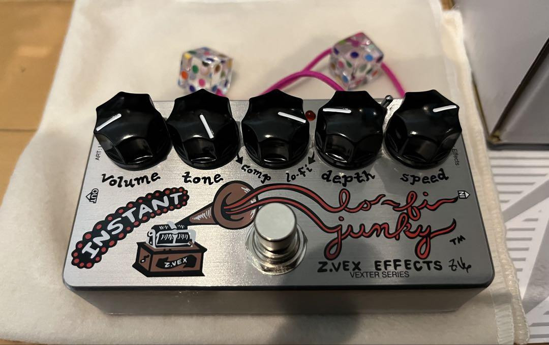 ZVEX Vexter Instant Lo-Fi Junky Guitar Effects Pedal Boxed ZVEX Vexter Instant Lo-Fi Junky Guitar Effects Pedal Boxed