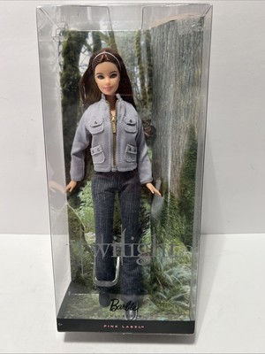 Twilight Sage Bella Swan Pink Label Barbie Doll 2009 Mattel Pre-owned/New In Box