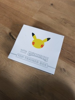 Pokémon TCG - Celebrations Top Trainer Box TTB, Neu, OVP, Sealed, Deutsch 