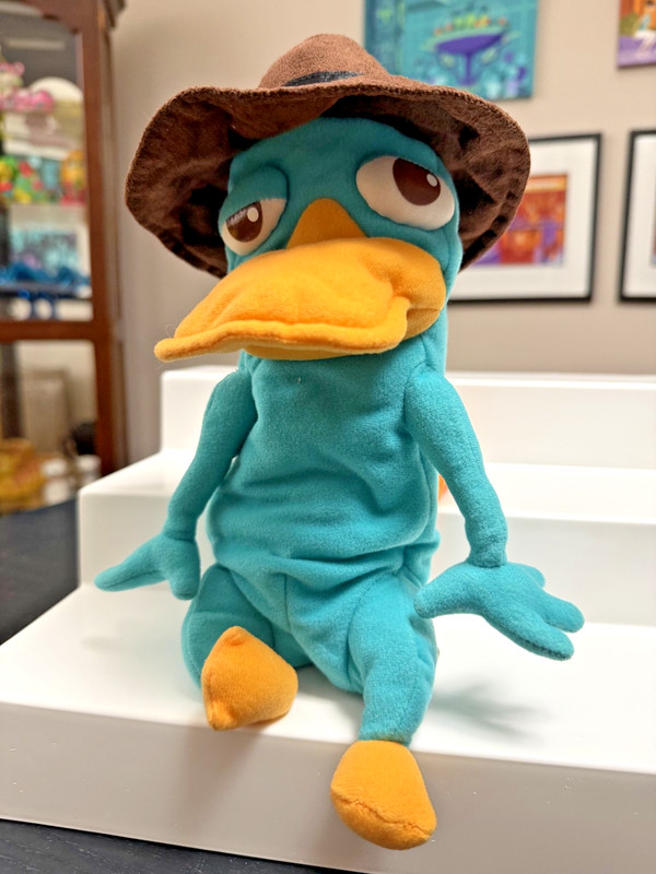 Phineas & Ferb Perry the Platypus to Agent P Transforming Plush
