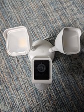 Wyze Cam Floodlight V2 Motion-activated Hardwired WYZECFL2BL