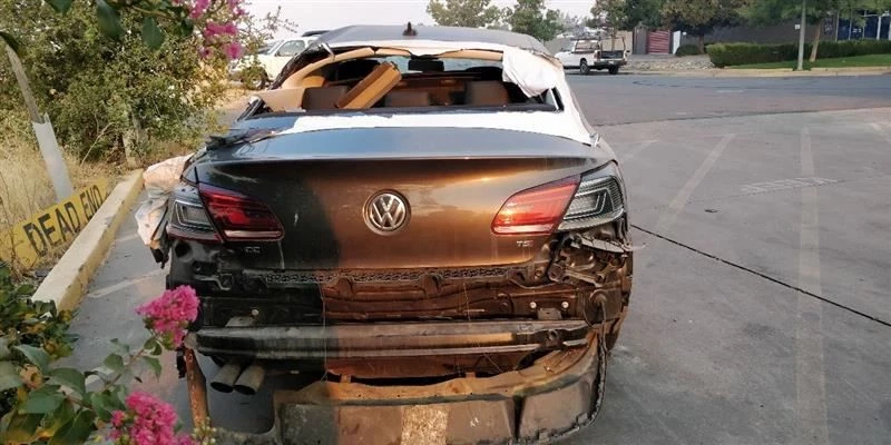 RIGHT REAR LOCK ACTUATOR 2011 VOLKSWAGEN CC VOLKS Foto 4 de 4