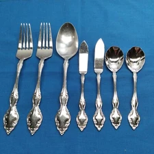 7 Oneida flatware "Mikayla" Server Set Forks, Spoon, Master Butter, Jelly Spoon