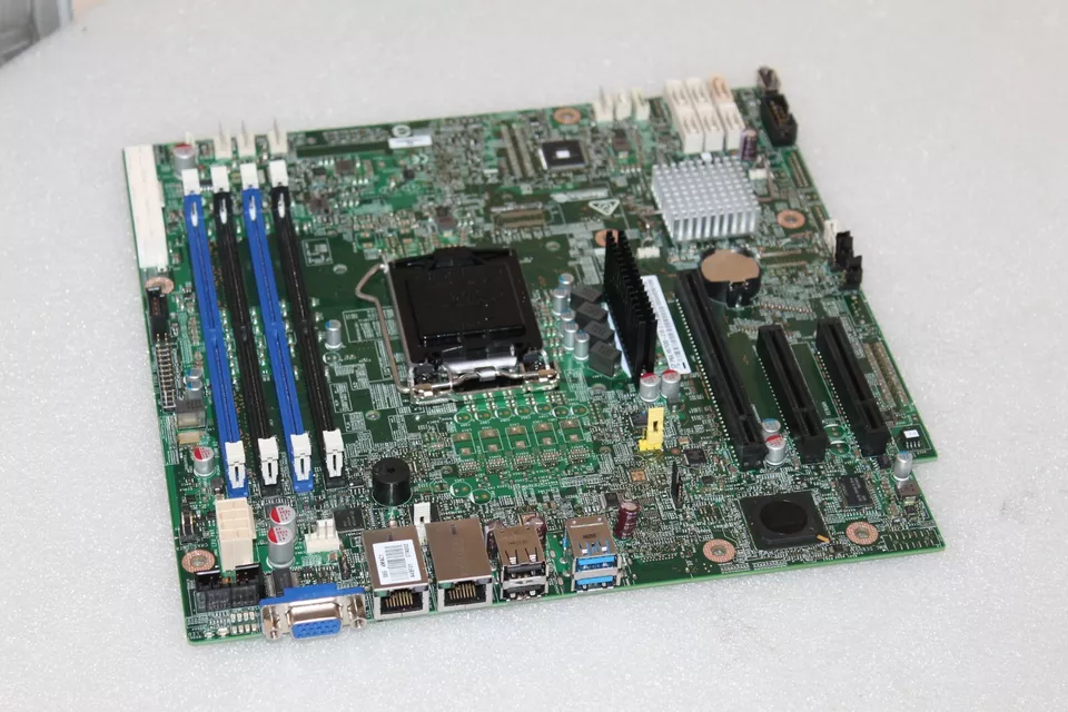 Placa base ATX C232 XEON 6th 7th INTEL S1200SP PBA h57533-210 con Accesorios - Imagen 4 de 4