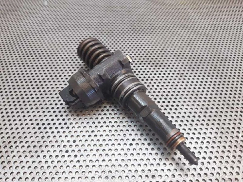 0414720215 Inyector para AUDI A3 (8P1) * 2005 1478912