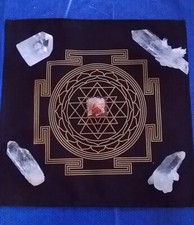 SRI YANTRA CRYSTAL GRID MAT ALTAR CLOTH With MOONSTONE PYRAMID