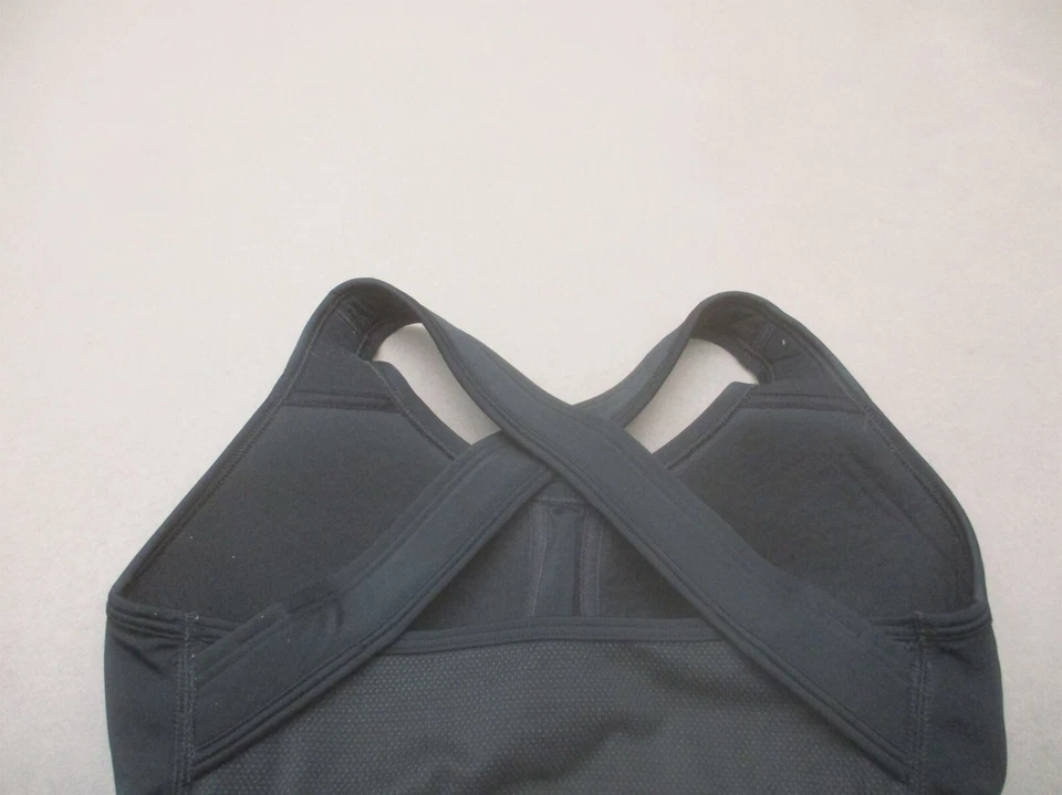 Sujetador deportivo Under Armour talla S para mujer forrado en negro inalámbrico con espalda cruzada 8M Foto 4 de 4