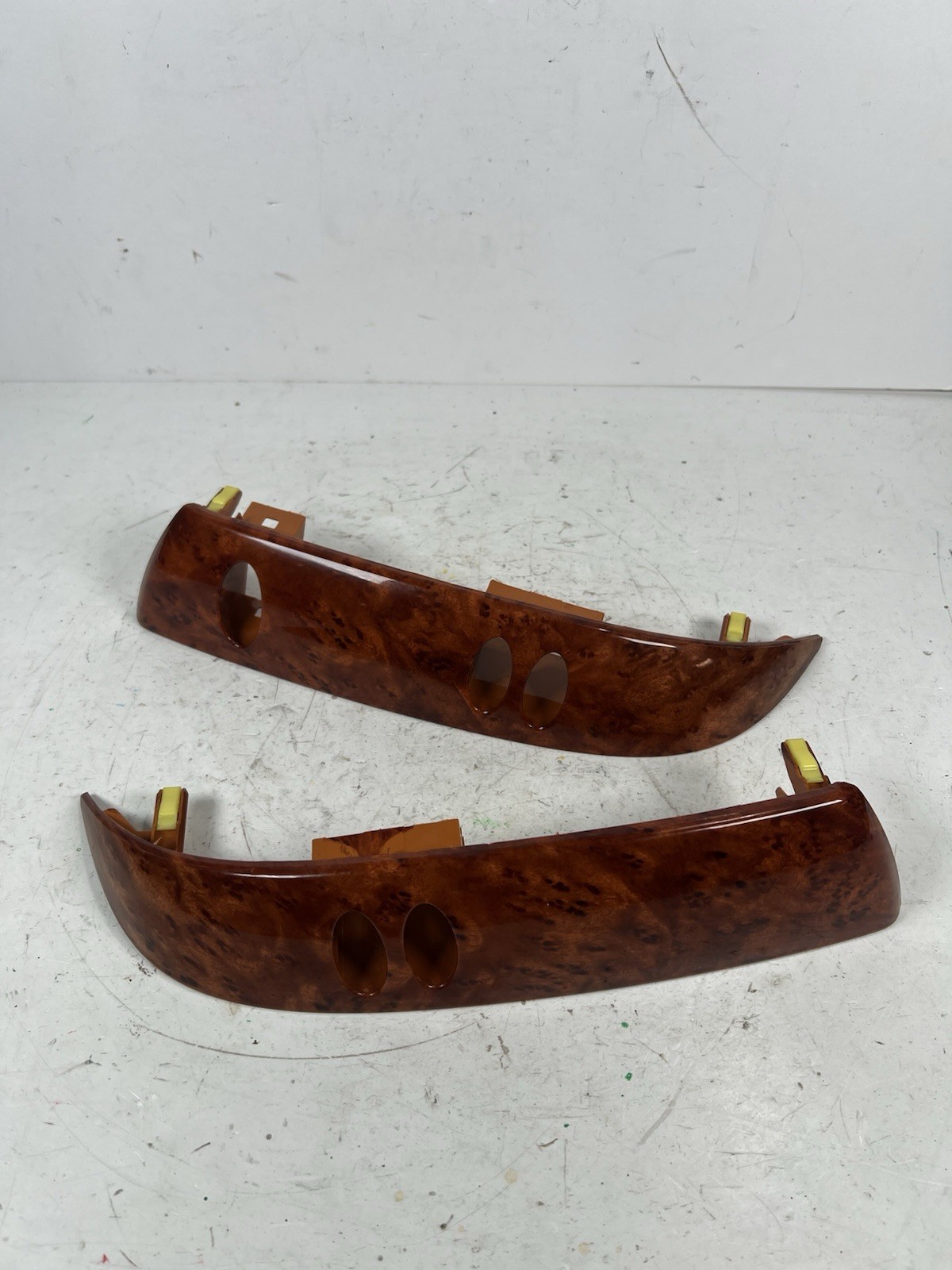 2004-2010 Toyota Sienna Center Dash Trim Bezel Wood Grain