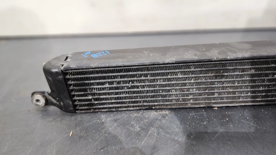 ✅ 08-13 OEM BMW M3 E90 E92 E93 S65 Engine Oil Cooler Radiator - Image 3 of 4