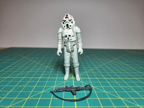 New ListingVintage 1980 Star Wars AT-AT Driver Figure Complete L1