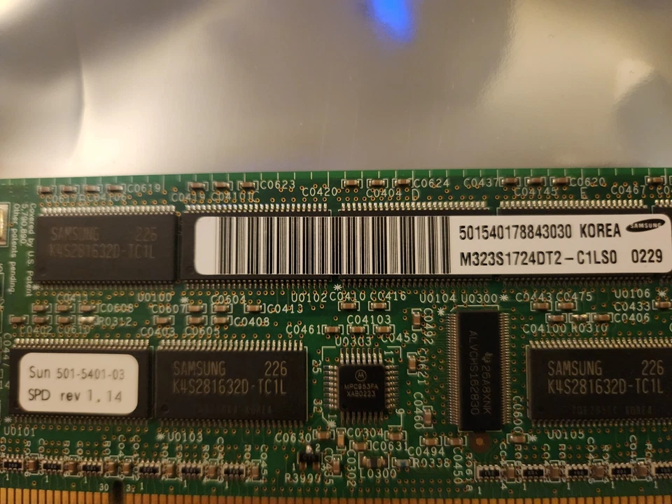 Samsung SUN M323S1724DT2-C1LS0 256mb DIMM SDRAM 100MHz PC100 232-Pin ECC Reg - Image 2 of 4