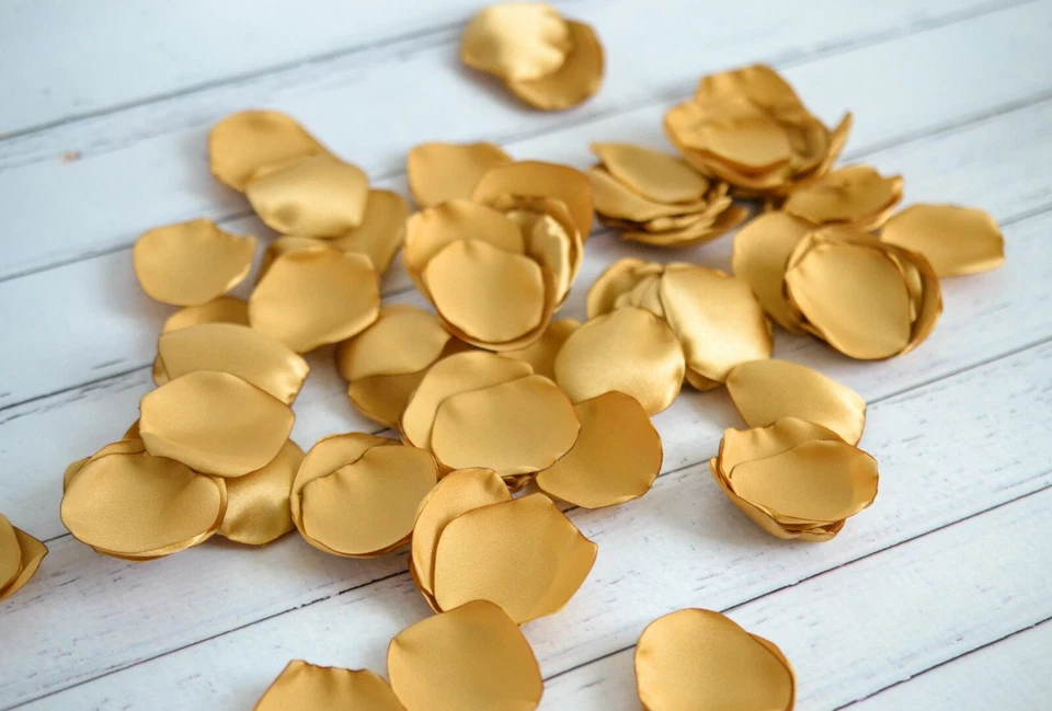 Antique gold satin rose petals, 100 count artificial flower petals - Image 2 of 3