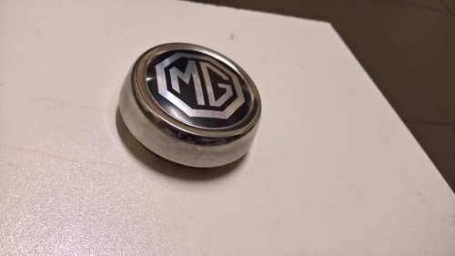 TAPA DE RUEDA AHH9268 incluye insignia AHH9268B MGB ROSTYLE TAPACUBOS 462-720 emblema cubo - Imagen 2 de 6