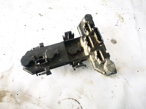 Volkswagen Golf 1998 Tailight Bulb Holder (Lamp Carrier) 1j6945257 #1144850-76