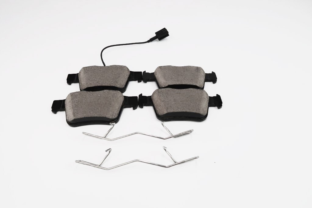 Maserati Levante S Trofeo rear brake pads TopEuro #1574