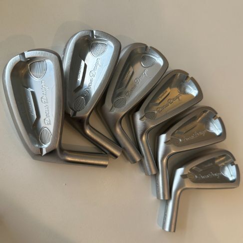 DOCUS JAPAN Left Handed Iron Set FORGED CB 5-9PW Head Only DOCUS JAPAN Left Handed Iron Set FORGED CB 5-9PW Head Only