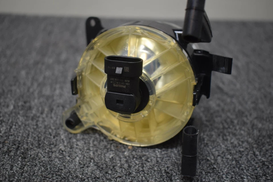 FARO ANTINIEBLA LADO IZQUIERDO BMW 525I FÁBRICA OEM Foto 4 de 4